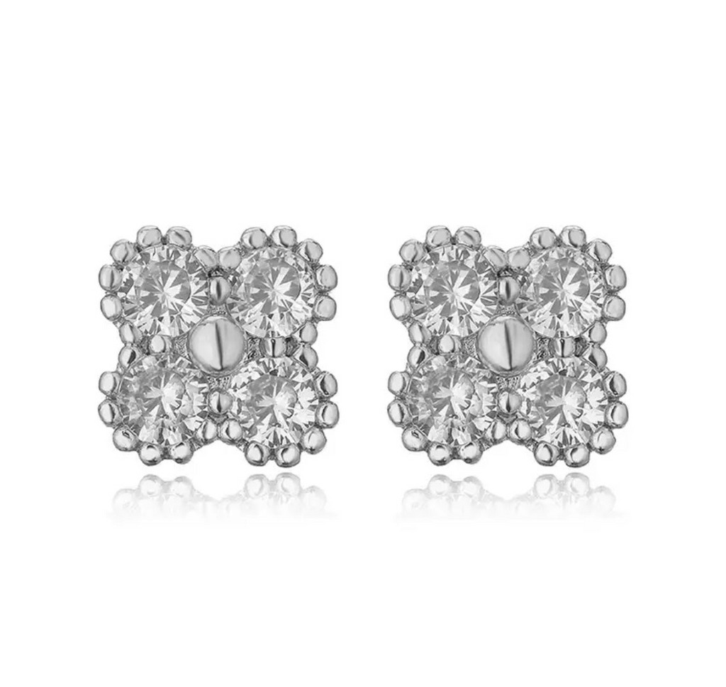 the lillie studs